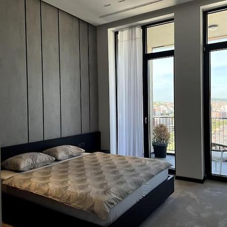 Luxury Penthouse Prishtina Apartment Priștina Exterior foto
