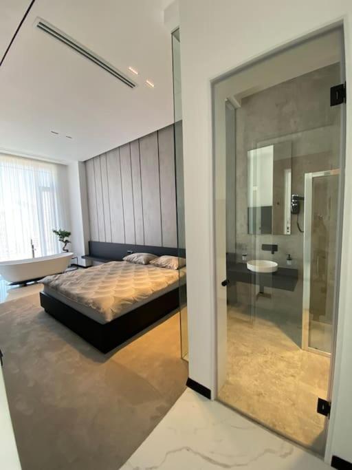 Luxury Penthouse Prishtina Apartment Priștina Exterior foto