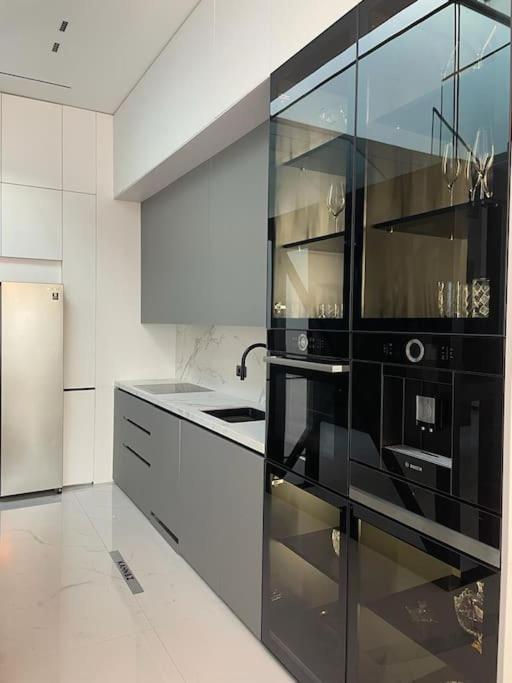 Luxury Penthouse Prishtina Apartment Priștina Exterior foto